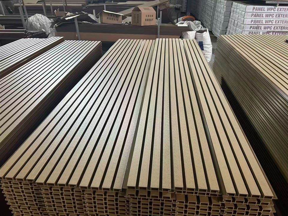 Co-extrusion Outdoor WPC Wall Siding Panels factory Co-extrusion Outdoor WPC Wall Siding Panels factory